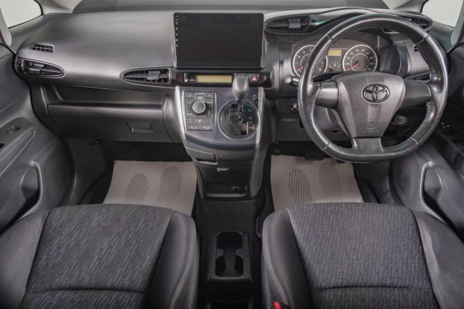 Toyota Wish II с пробегом 2010 года, цена 1 259 000 рублей, 165000 км, минивэн, Автокод Объявления