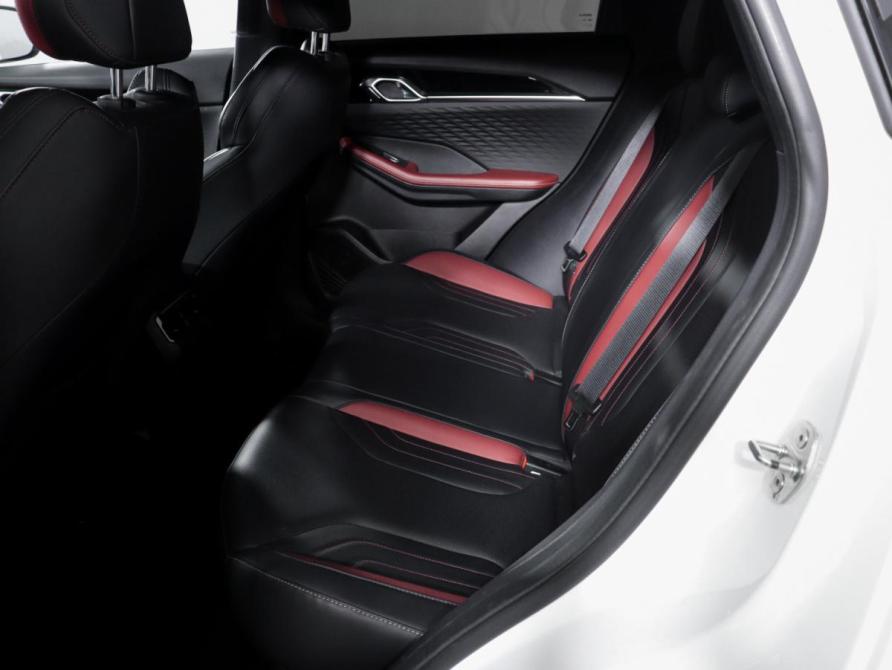 Geely Coolray I Рестайлинг Москва  - изображение 10