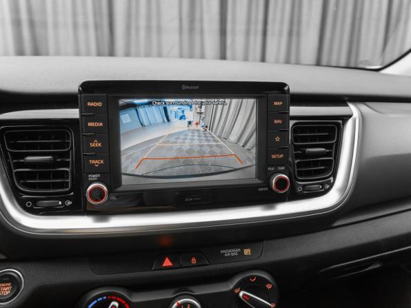 Kia Stonic I с пробегом 2019 года, цена 1 790 000 рублей, 84027 км, внедорожник, Автокод Объявления