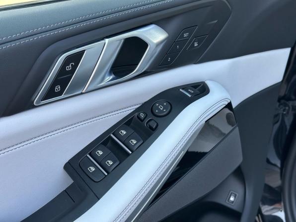 BMW X5 IV (G05/G18) Рестайлинг с пробегом 2023 года, цена 12 890 000 рублей, 9208 км, внедорожник, Автокод Объявления