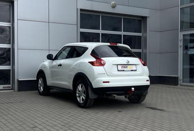 Nissan Juke I с пробегом 2011 года, цена 780 000 рублей, 216356 км, внедорожник, Автокод Объявления