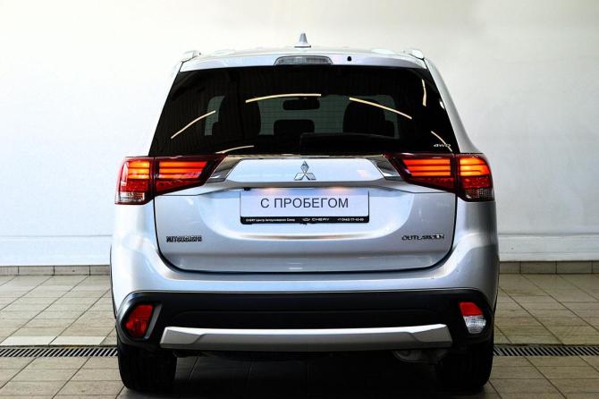 Mitsubishi Outlander III Рестайлинг 2 с пробегом 2018 года, цена 2 070 000 рублей, 100233 км, внедорожник, Автокод Объявления