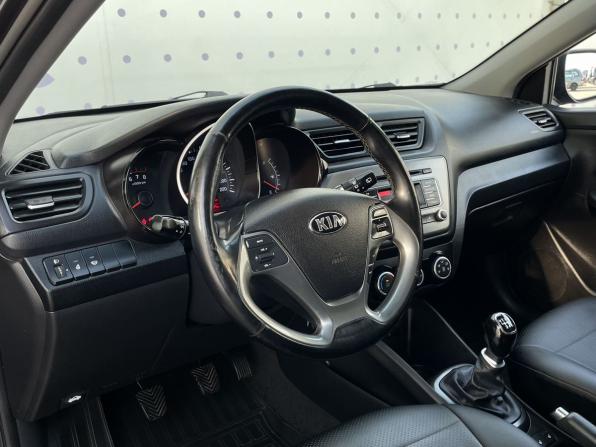 Kia Rio III Рестайлинг с пробегом 2016 года, цена 1 100 000 рублей, 108667 км, хэтчбек, Автокод Объявления
