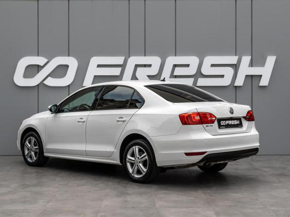 Volkswagen Jetta VI с пробегом 2013 года, цена 1 095 000 рублей, 183541 км, седан, Автокод Объявления