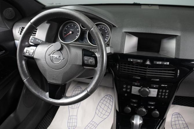 Opel Astra H Рестайлинг с пробегом 2009 года, цена 699 000 рублей, 190083 км, хэтчбек, Автокод Объявления