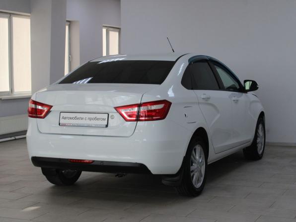 Lada (ВАЗ) Vesta I с пробегом 2017 года, цена 899 900 рублей, 108504 км, седан, Автокод Объявления