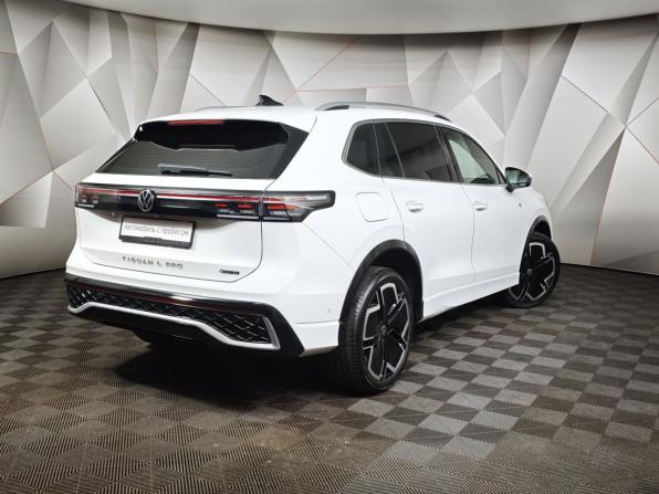 Volkswagen Tiguan III (China Market) с пробегом 2024 года, цена 4 593 000 рублей, 38316 км, внедорожник, Автокод Объявления