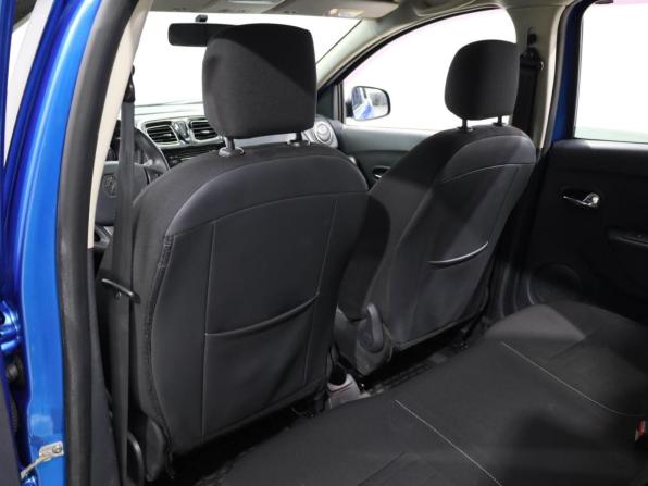 Renault Sandero II с пробегом 2015 года, цена 914 000 рублей, 69727 км, хэтчбек, Автокод Объявления