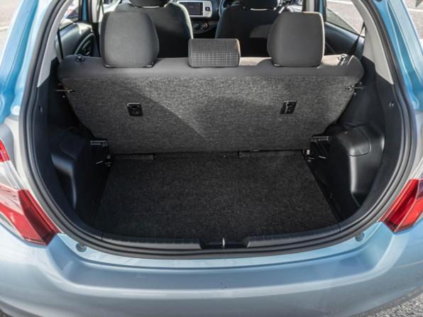 Toyota Vitz III (XP130) Рестайлинг с пробегом 2014 года, цена 800 000 рублей, 109208 км, хэтчбек, Автокод Объявления