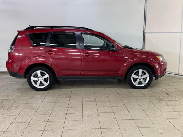 Mitsubishi Outlander II с пробегом 2007 года, цена 675 000 рублей, 285701 км, внедорожник, Автокод Объявления