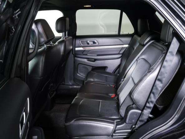 Ford Explorer V Рестайлинг с пробегом 2017 года, цена 2 590 000 рублей, 167629 км, внедорожник, Автокод Объявления