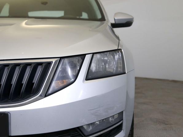 Skoda Octavia III (A7) Рестайлинг с пробегом 2017 года, цена 1 490 000 рублей, 187496 км, лифтбек, Автокод Объявления