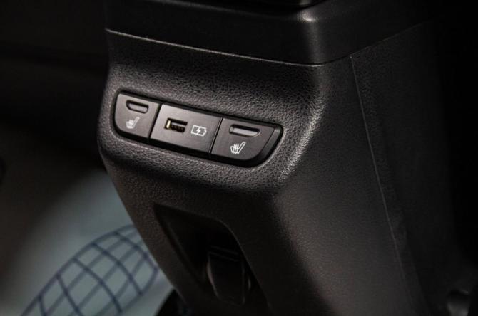 Lada (ВАЗ) Vesta I с пробегом 2019 года, цена 899 000 рублей, 137750 км, седан, Автокод Объявления