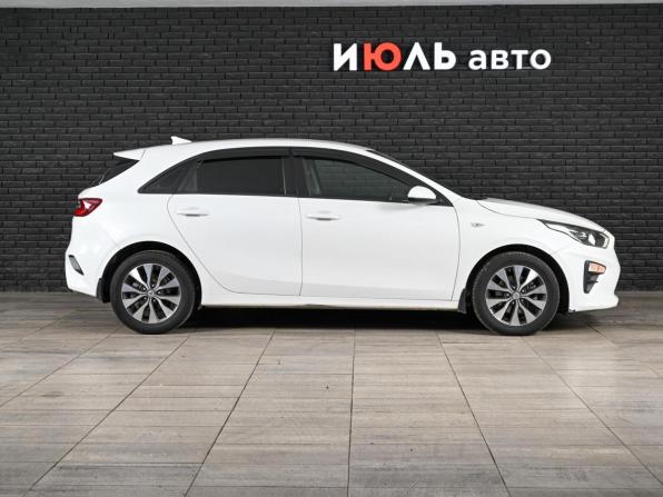 Kia Ceed III с пробегом 2018 года, цена 1 550 000 рублей, 98631 км, хэтчбек, Автокод Объявления