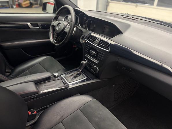 Mercedes-Benz C-Класс III (W204) Рестайлинг с пробегом 2012 года, цена 1 549 000 рублей, 197343 км, седан, Автокод Объявления