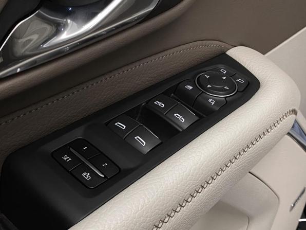 GMC Yukon V с пробегом 2022 года, цена 11 350 000 рублей, 34500 км, внедорожник, Автокод Объявления