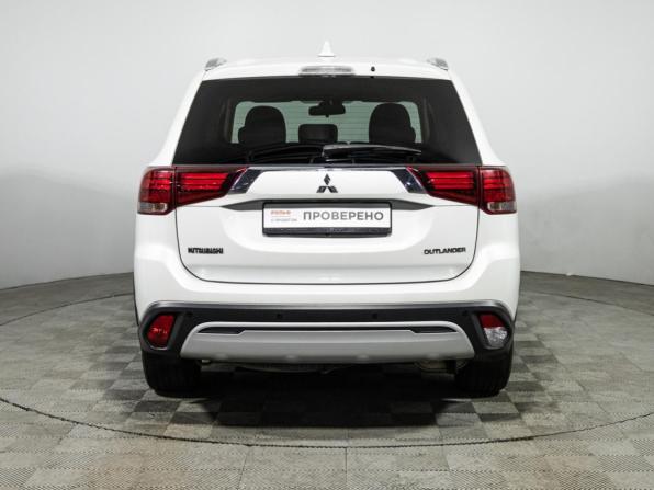 Mitsubishi Outlander III Рестайлинг 3 с пробегом 2019 года, цена 2 149 700 рублей, 78351 км, внедорожник, Автокод Объявления