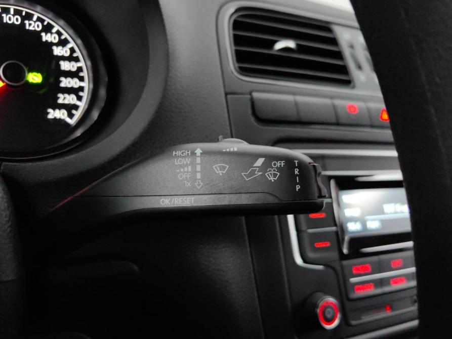 Volkswagen Polo V Рестайлинг Подольск  - изображение 20