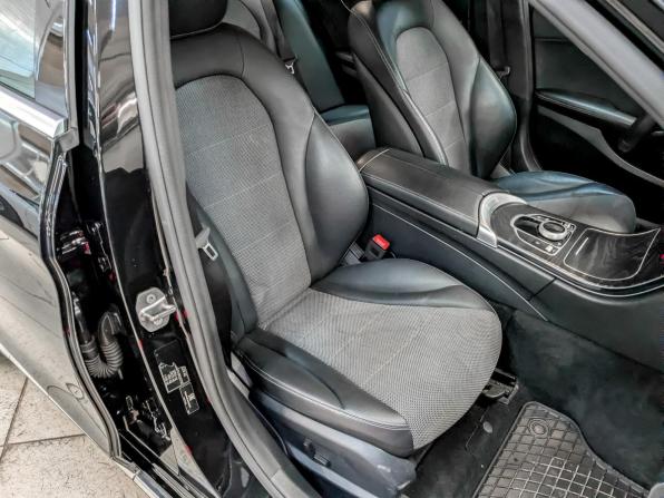 Mercedes-Benz C-Класс IV (W205) Рестайлинг с пробегом 2019 года, цена 2 690 000 рублей, 119971 км, седан, Автокод Объявления