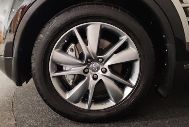 Infiniti FX II (S51) Рестайлинг с пробегом 2013 года, цена 1 690 000 рублей, 169093 км, внедорожник, Автокод Объявления