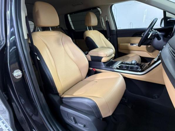 Kia Carnival IV с пробегом 2021 года, цена 4 670 000 рублей, 32422 км, минивэн, Автокод Объявления