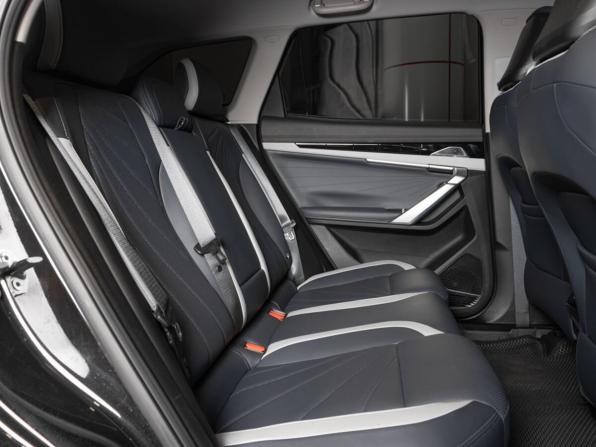 Geely Atlas II с пробегом 2024 года, цена 2 849 658 рублей, 18617 км, внедорожник, Автокод Объявления