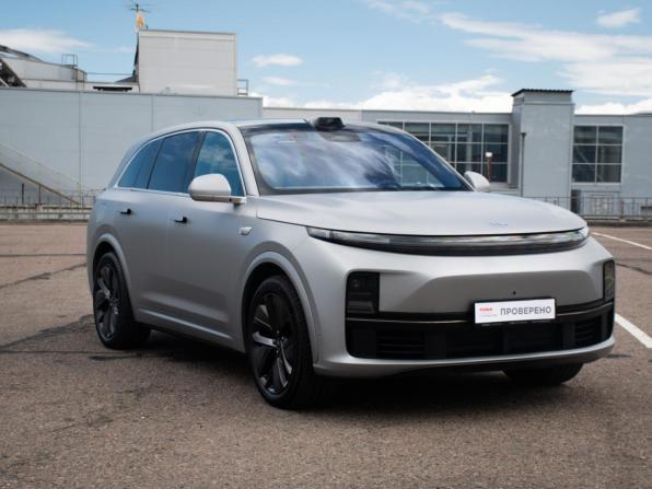 Li Auto (Lixiang) L7 I Рестайлинг с пробегом 2024 года, цена 7 500 000 рублей, 9547 км, внедорожник, Автокод Объявления