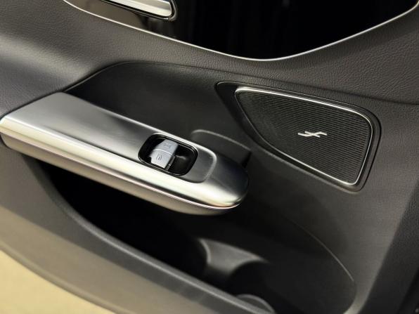 Mercedes-Benz C-Класс V (W206) с пробегом 2022 года, цена 4 590 000 рублей, 31452 км, седан, Автокод Объявления