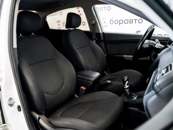 Kia Rio III Рестайлинг с пробегом 2016 года, цена 880 000 рублей, 207700 км, седан, Автокод Объявления