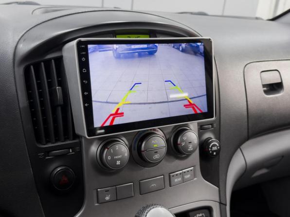 Hyundai H-1 II с пробегом 2010 года, цена 1 520 000 рублей, 247864 км, минивэн, Автокод Объявления