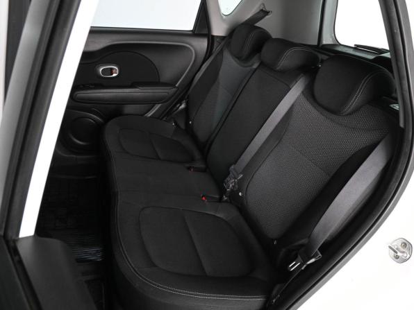 Kia Soul II Рестайлинг с пробегом 2017 года, цена 1 629 000 рублей, 125731 км, хэтчбек, Автокод Объявления