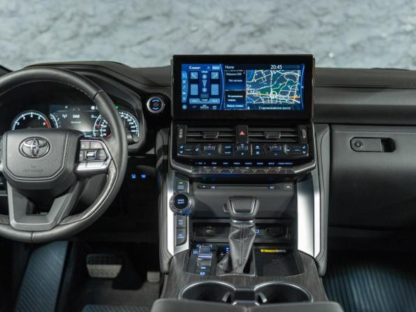 Toyota Land Cruiser 300 Series с пробегом 2021 года, цена 10 790 000 рублей, 55598 км, внедорожник, Автокод Объявления