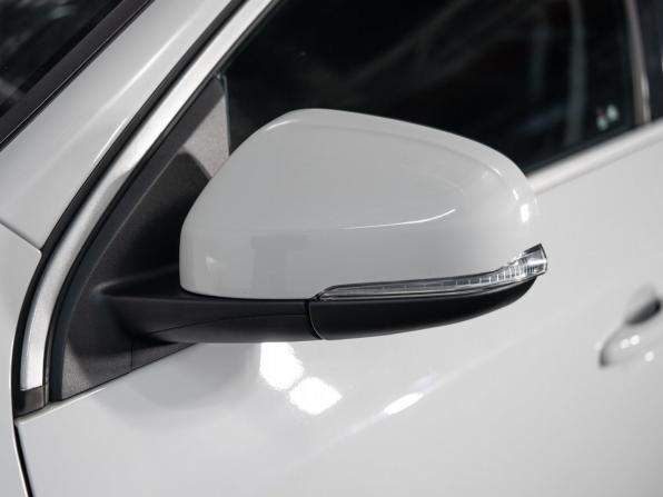 Volvo V60 I Рестайлинг с пробегом 2013 года, цена 1 300 000 рублей, 70000 км, универсал, Автокод Объявления