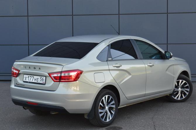 Lada (ВАЗ) Vesta I с пробегом 2017 года, цена 830 000 рублей, 89457 км, седан, Автокод Объявления