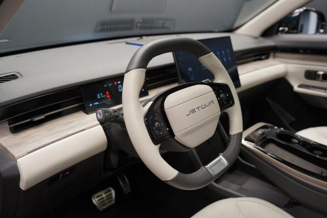 JETOUR DASHING I с пробегом 2023 года, цена 2 555 000 рублей, 11282 км, внедорожник, Автокод Объявления