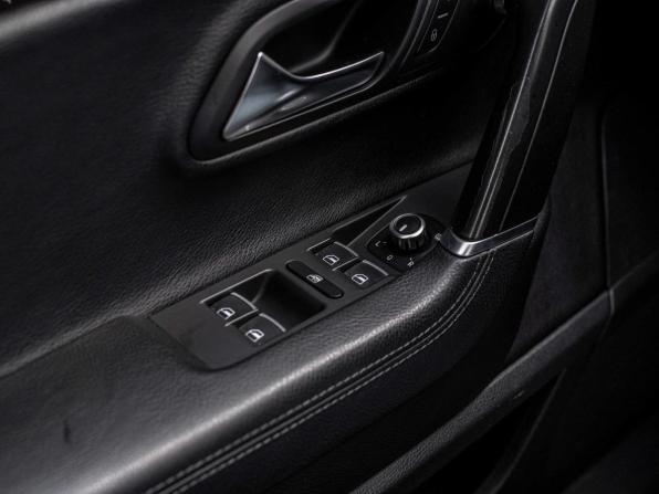 Volkswagen Passat CC I Рестайлинг с пробегом 2013 года, цена 1 138 000 рублей, 227585 км, седан, Автокод Объявления