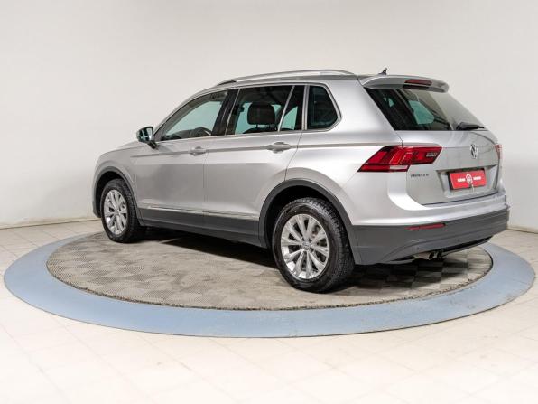 Volkswagen Tiguan II с пробегом 2018 года, цена 2 449 500 рублей, 139000 км, внедорожник, Автокод Объявления
