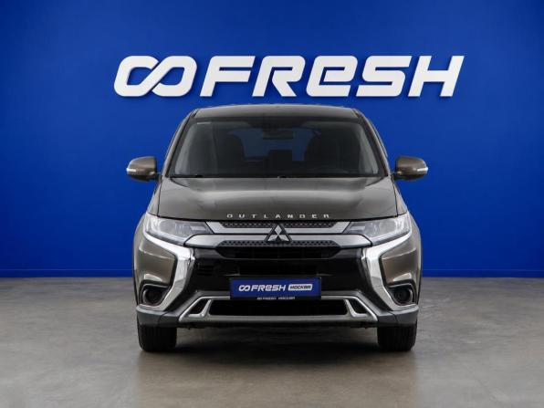 Mitsubishi Outlander III Рестайлинг 3 с пробегом 2018 года, цена 1 499 077 рублей, 178140 км, внедорожник, Автокод Объявления