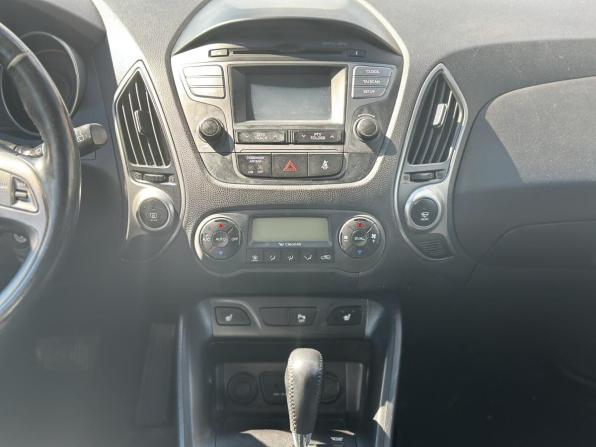 Hyundai ix35 I Рестайлинг с пробегом 2014 года, цена 1 386 000 рублей, 160872 км, внедорожник, Автокод Объявления