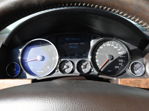 Volkswagen Touareg I Рестайлинг с пробегом 2008 года, цена 1 279 000 рублей, 256379 км, внедорожник, Автокод Объявления