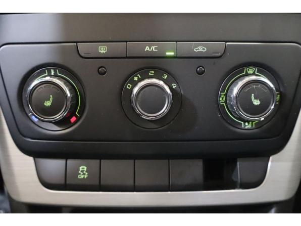 Skoda Yeti I Рестайлинг с пробегом 2015 года, цена 1 421 000 рублей, 104413 км, внедорожник, Автокод Объявления