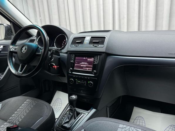 Skoda Yeti I Рестайлинг с пробегом 2017 года, цена 1 549 000 рублей, 188000 км, внедорожник, Автокод Объявления