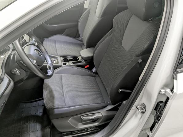 Skoda Octavia IV (A8) с пробегом 2021 года, цена 2 410 000 рублей, 39440 км, лифтбек, Автокод Объявления