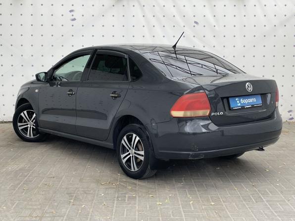 Volkswagen Polo V Рестайлинг с пробегом 2015 года, цена 350 000 рублей, 208865 км, седан, Автокод Объявления