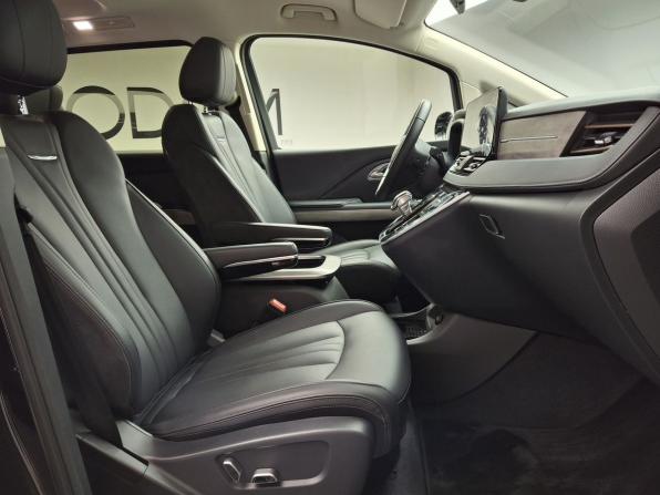 Hongqi HQ9 с пробегом 2025 года, цена 7 090 000 рублей, 4553 км, минивэн, Автокод Объявления