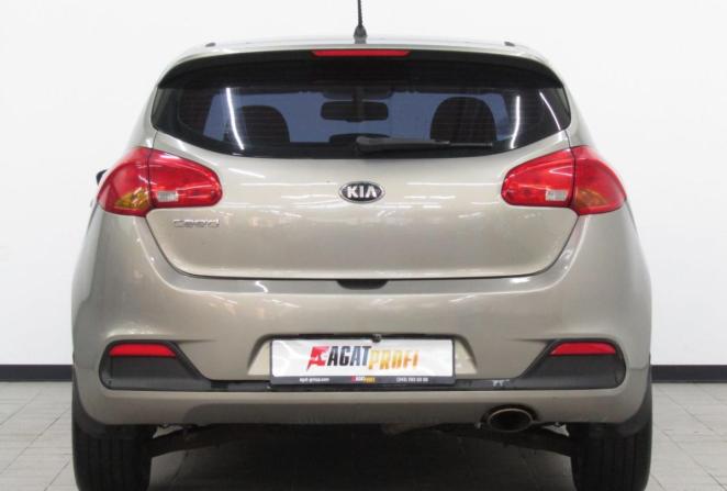 Kia Ceed II с пробегом 2012 года, цена 979 000 рублей, 186908 км, универсал, Автокод Объявления