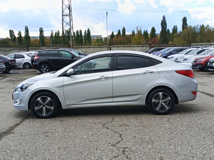 Hyundai Solaris I Рестайлинг Набережные Челны  - изображение 10