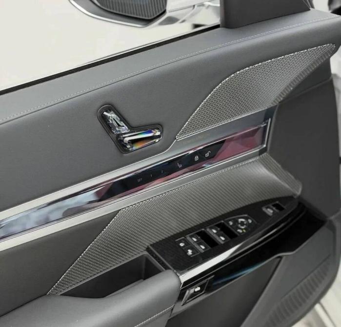 BMW 7 серии VII (G70) Рестайлинг Барнаул  - изображение 12