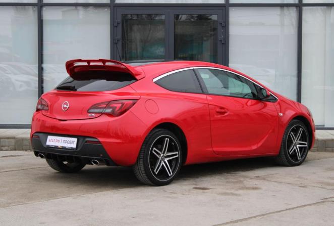 Opel Astra J Рестайлинг с пробегом 2011 года, цена 799 000 рублей, 210300 км, хэтчбек, Автокод Объявления