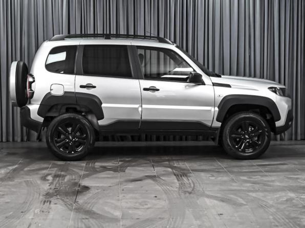 Lada (ВАЗ) Niva с пробегом 2025 года, цена 1 379 000 рублей, 5296 км, внедорожник, Автокод Объявления